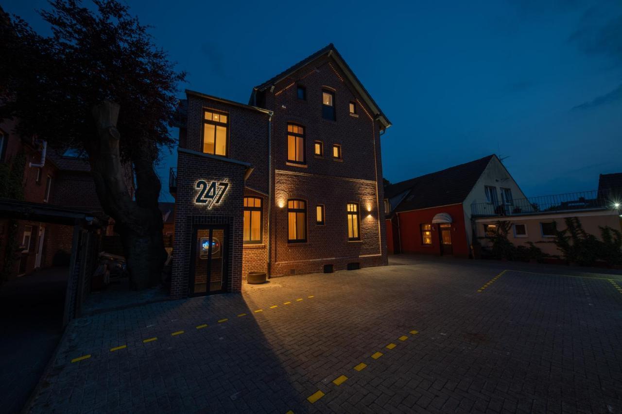 24/7 Selfcheckin Hotel Leer Exterior foto